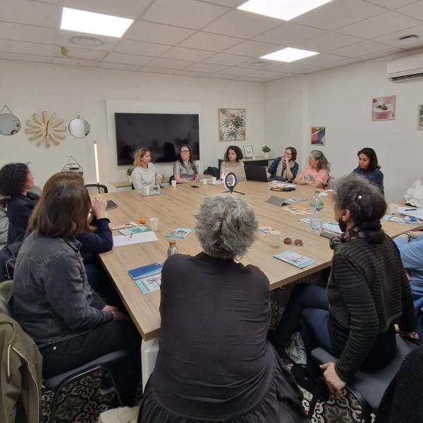 Photo de l'une de nos tables rondes sur l'impact psychologique du handicap